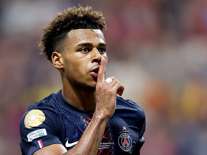 巴恩斯成近12年来，首位英超对曼城完成双响的纽卡球员