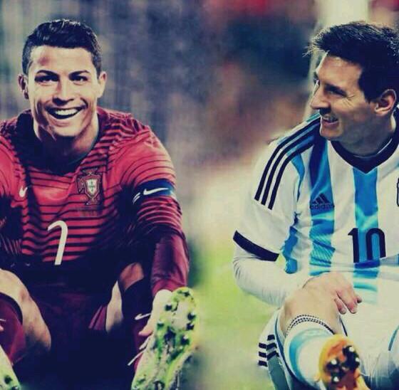 上海海港实现三连冠，申花亚军，梅州客队降级，亚冠表现不佳，山东泰山机会最大。