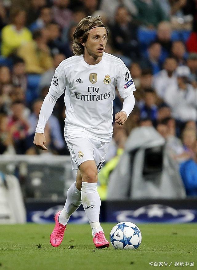 RB莱比锡vs法兰克福：劳姆、古拉西奇首发，巴舒亚伊、堂安律出战