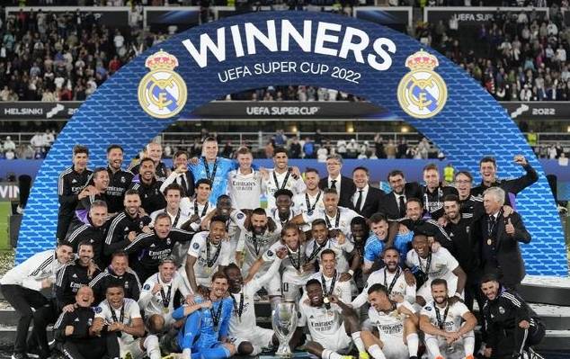 德天空：多特加入对16岁新星菲林的争夺，曼联也在竞争中